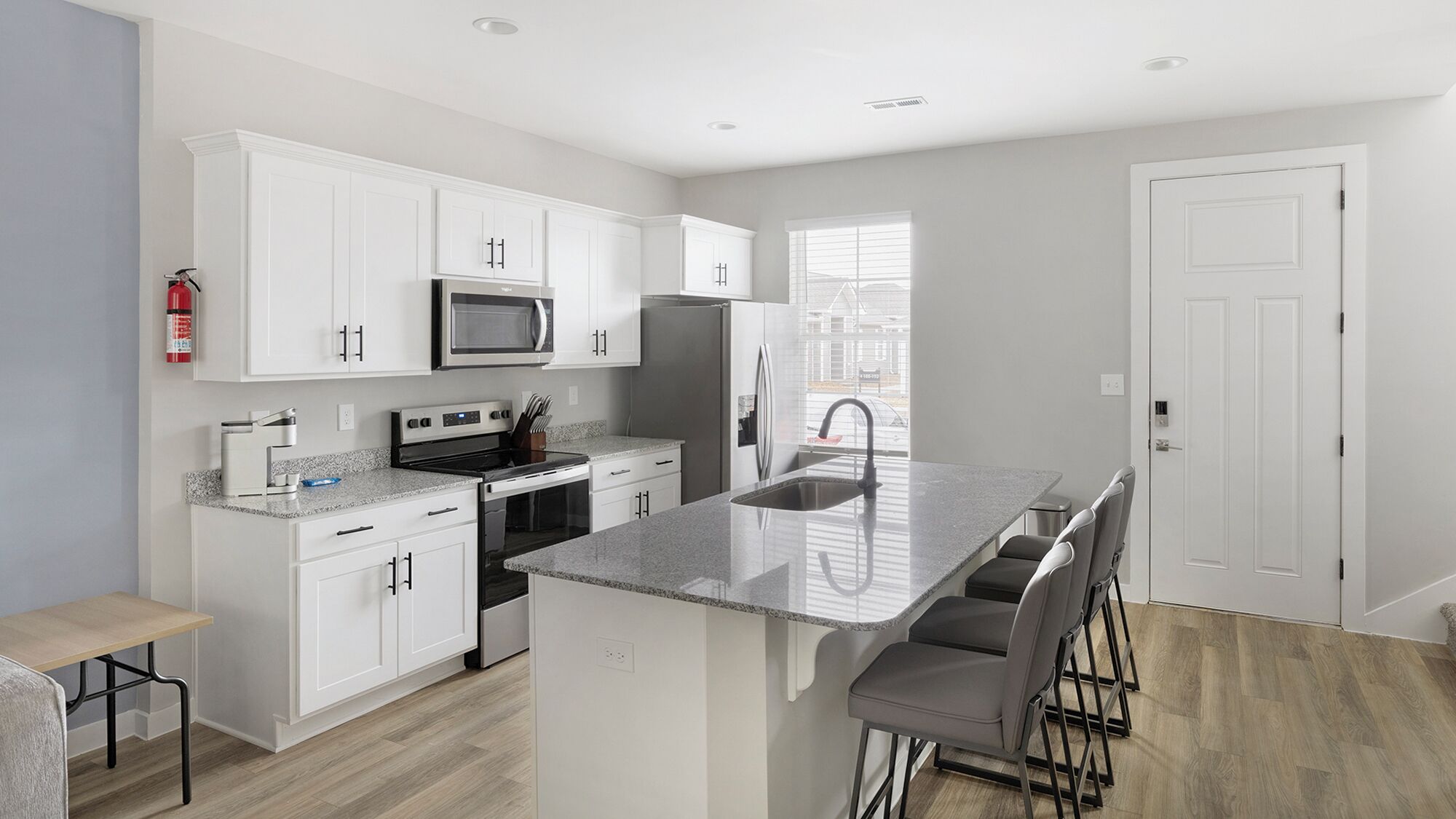 Apartment, 2 Bedrooms | Private kitchen | Full-size fridge, microwave, oven, stovetop