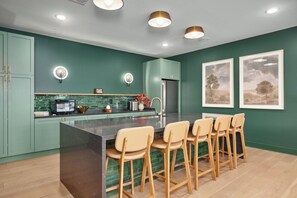 Interior - Landing Apartments Huntsville (Huntsville)