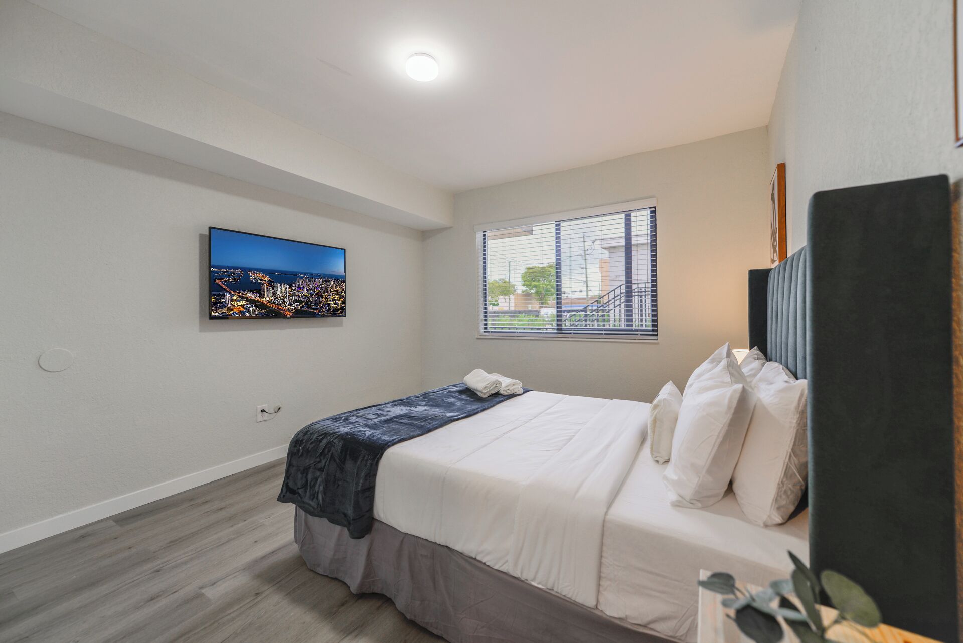 Family Apartment, Patio | Premium bedding, free WiFi, bed sheets