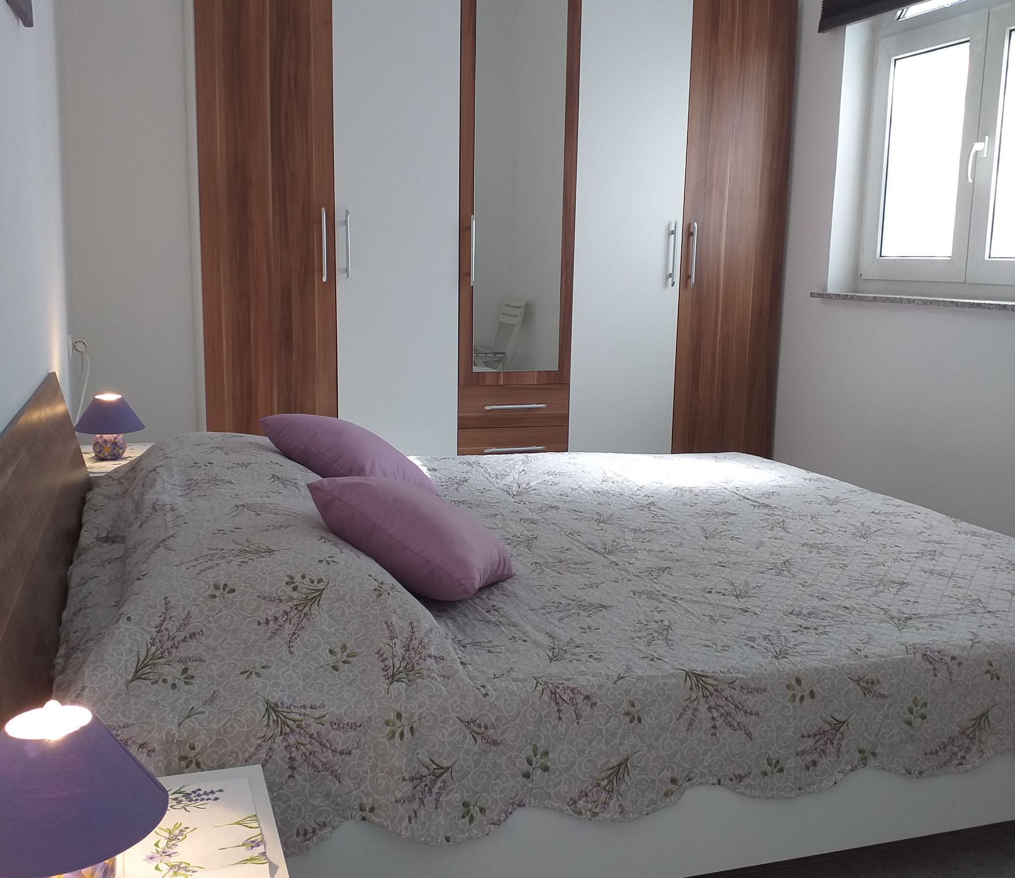 Apartment (One Bedroom Apartment with Shared Ter) | 4 bedrooms, cribs/infant beds, free WiFi