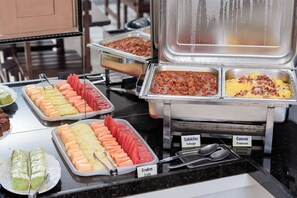 Desayuno buffet incluido todos los días 