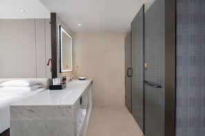 Classic Single Room | Bathroom | Shower, hair dryer, bathrobes, slippers