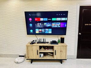 Interior - LetStay: 53-Sqm 1-Bedroom Condo In QC 704 (Lungsod Quezon)