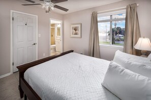 3 bedrooms, iron/ironing board, free WiFi, bed sheets - South Bay 16 Destin Pet Friendly! (Destin)