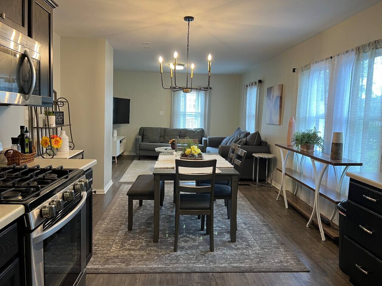 Fridge, microwave, oven, stovetop. Irish Haven | 5BR Near Notre Dame | Sleeps 12