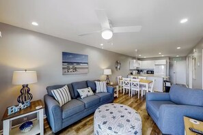 Smart TV, books - Ocean Garden Villas - D1 (North Myrtle Beach)