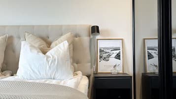 2 makuuhuonetta, silitysrauta/-lauta, ilmainen Wi-Fi, vuodevaatteet