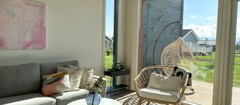 Aurora Chalet by BookLapland