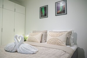 1 室のベッドルーム、WiFi (無料)、ベッドシーツ