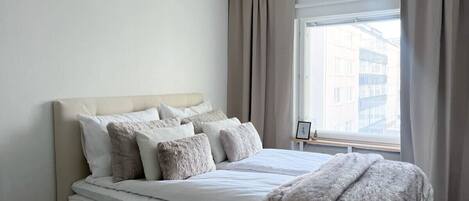 2 bedrooms, WiFi, bed sheets