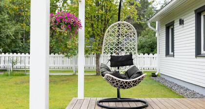 Villa Marasto Aurora view by BookLapland