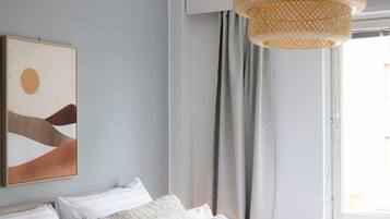 1 bedroom, free WiFi, bed sheets