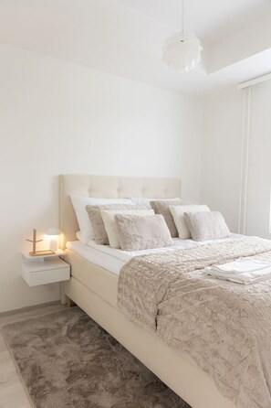 1 chambre, bureau, Wi-Fi gratuit, draps fournis