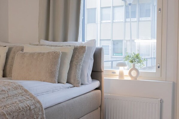 1 bedroom, free WiFi, bed sheets