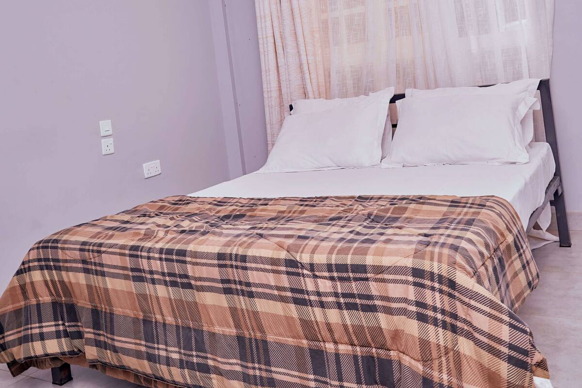 Decoración personalizada, muebles diferentes y escritorio
