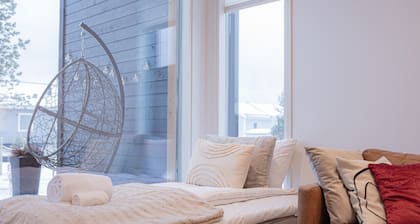 Aurora Chalet II by BookLapland