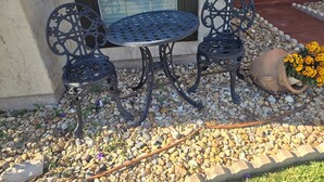 Exterior detail - Clean 2-bd townhome in quiet neighborhood close to all that B/CS offers. (Bryan)