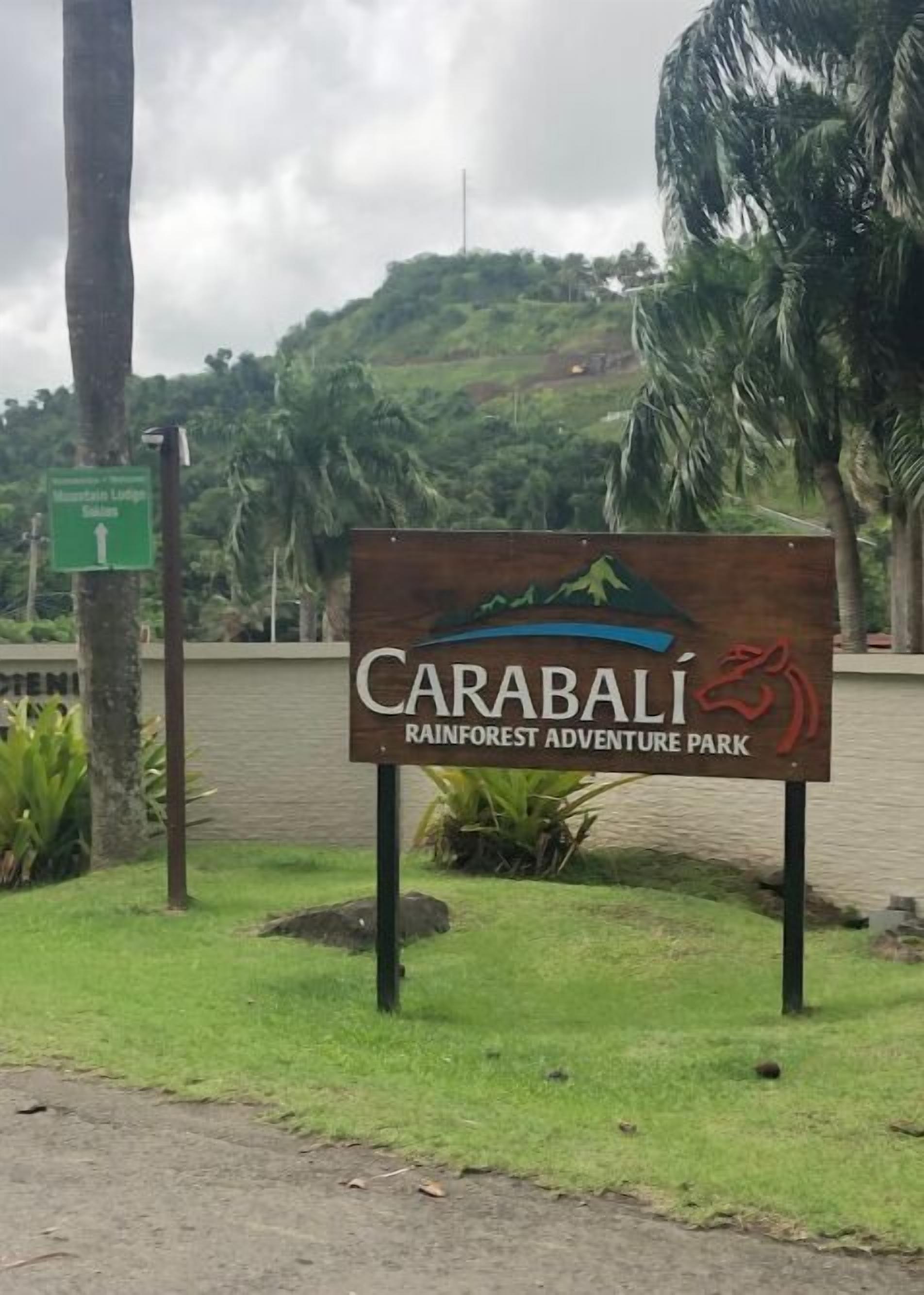 المنطقة المحيطة بالمنشأة