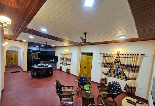 Lovely 4 bedroom top floor home in Kokkuvil East, Jaffna, Sri Lanka