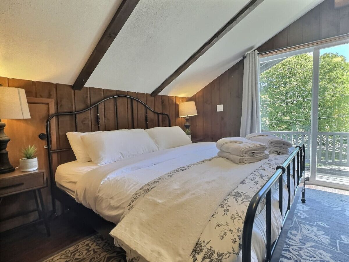 4 habitaciones, tabla de planchar con plancha y wifi gratis 