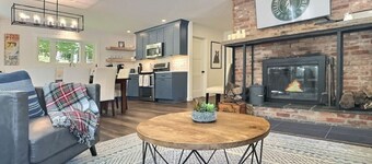 Alpine Chalet, Fireplace, Pool, Gym, At Pico.