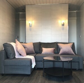 Cabin | Living area