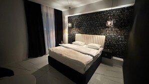 Minibar, fer et planche à repasser, Wi-Fi gratuit, draps fournis