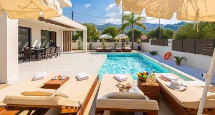 Villa Infinity Ena - Four Bedroom Villa, Sleeps 8