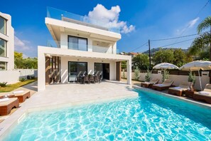 Pool - Villa Infinity Ena - Four Bedroom Villa, Sleeps 8 (Kalamaki)