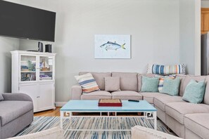 Smart-TV, Bücher, Arbeitsbereiche