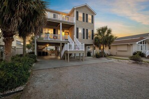 Exterior - Casa Del Sol- Pool, Balcony, Cherry Grove Views (North Myrtle Beach)