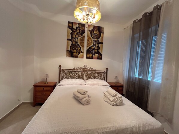 2 Schlafzimmer, Bügeleisen/Bügelbrett, WLAN, Bettwäsche