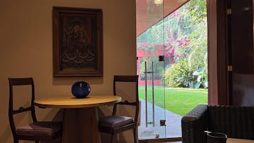 Premium Room | Living area