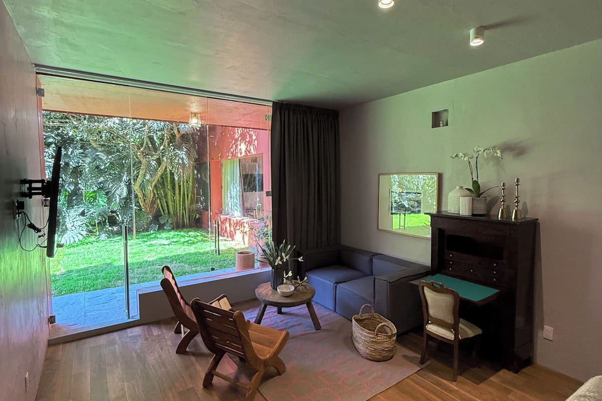 Standard Room | 1 bedroom, premium bedding, minibar, individually decorated