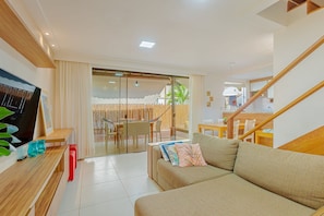 TV - IT86 Beautifully Decorated Apartment 2 suites - Itacimirim. (Camaçari)