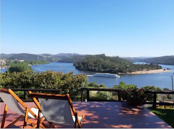 Property grounds - Douro Charming Chalet (Melres)