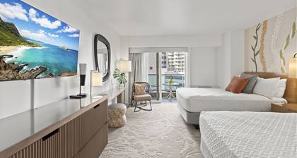 Modern Hotel | Near Ala Moana, Balcony, Pool, Gym