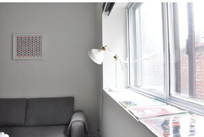 Interior - Stylish Studio Retreat at Castle Lofts (Montreal)