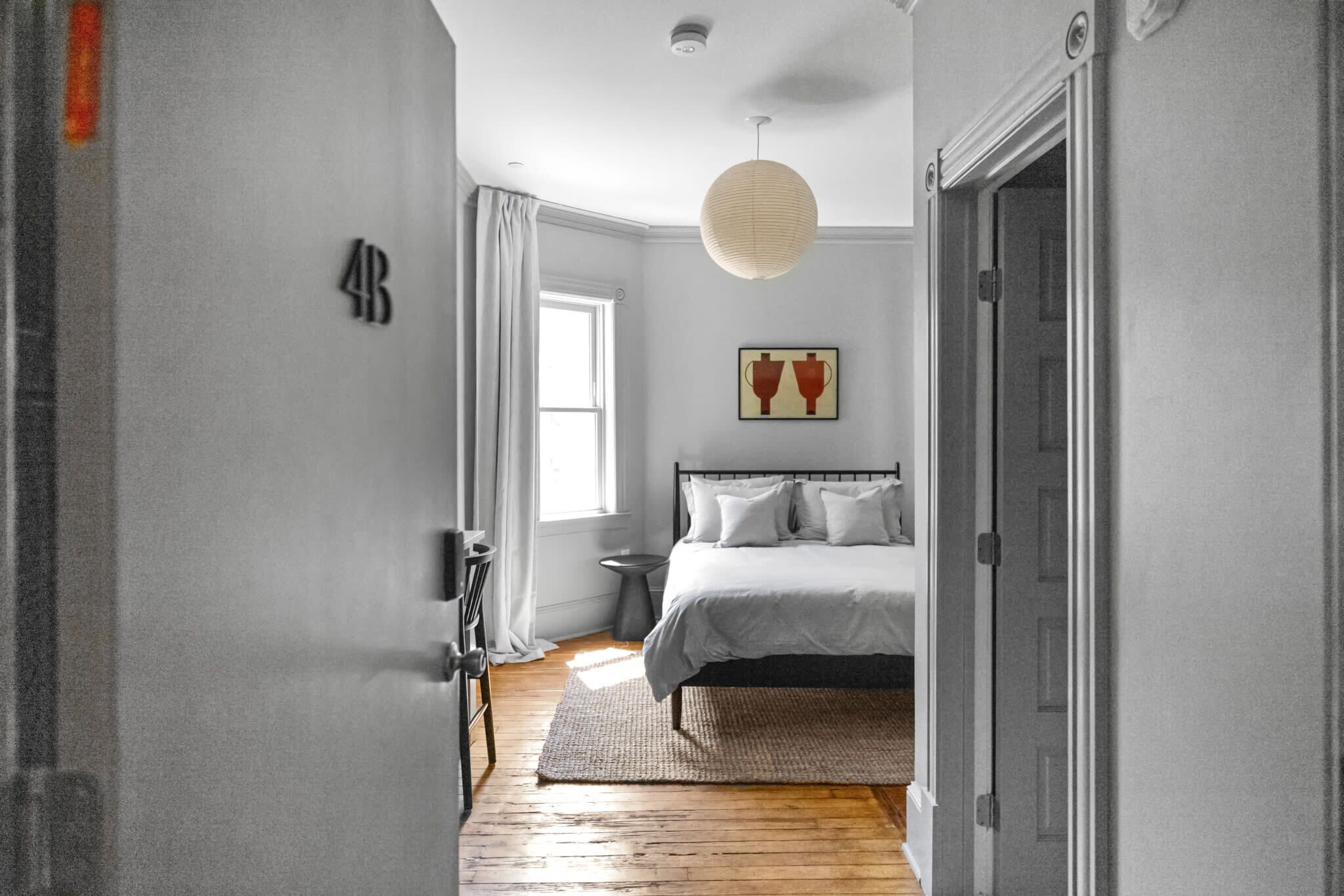 1 bedroom, desk, iron/ironing board, WiFi
