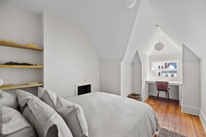 1 soverom, skrivebord, strykejern/-brett og wi-fi
