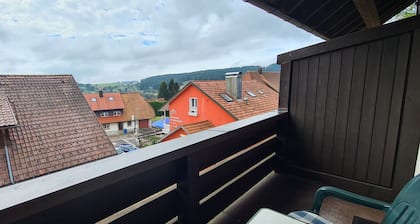 Doppelzimmer Heimatliebe mit schönem Balkon - Pension Hauber