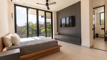 5 habitaciones, tabla de planchar con plancha, cuna de viaje y wifi