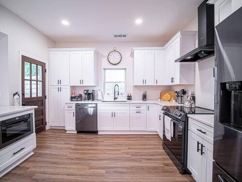 Artful Escape at Marietta Square