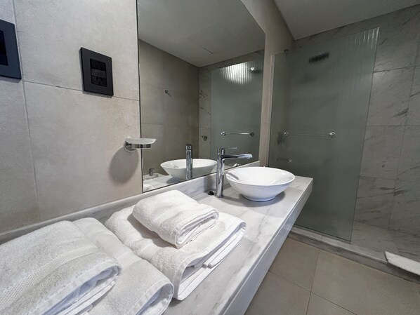 In-room safe, free WiFi - Graciana Residences - Apart (Trapiche)