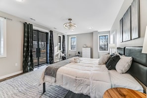 5 chambres, fer et planche à repasser, Wi-Fi, draps fournis