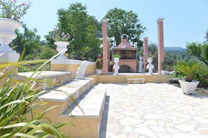 Exterior - Villa Eleni Peritheia by Corfu Escapes (Corfu)