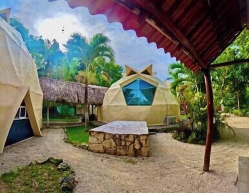 Cozy luxury Dome-Lodge in amazing Q.R. with AC, Sauna, fitness room, Wi-Fi