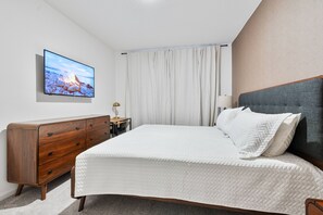 5 bedrooms, iron/ironing board, WiFi, bed sheets - Last Minute Disney Getaway! Private Pool & Game Room. Book Now! #119737 (Orlando)