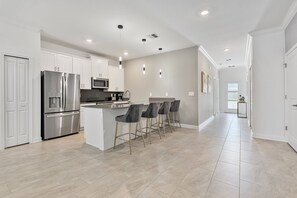 Fridge, microwave, oven, stovetop - Last Minute Disney Getaway! Private Pool & Themed Bedrooms. Book Now! #120839 (Orlando)