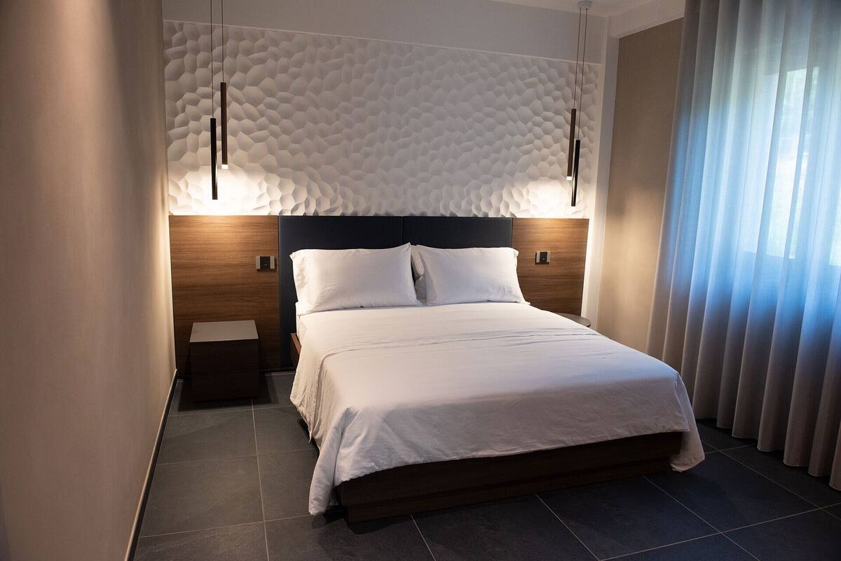 1 chambre, coffres-forts dans les chambres, bureau